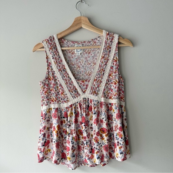 Francesca’s Collections Blue Rain Quincy Flower Printed Blouse - Picture 2 of 8